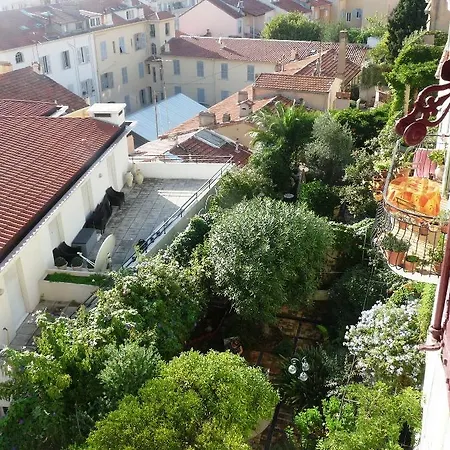 Old Town Charming Balcony * Cannes